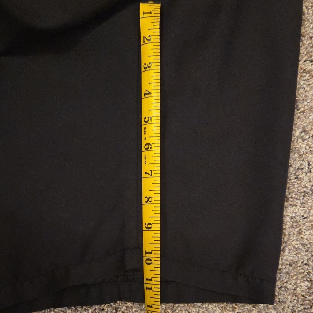 Denali Black Cargo Shorts Men's Size 38 - Picture 5 of 5